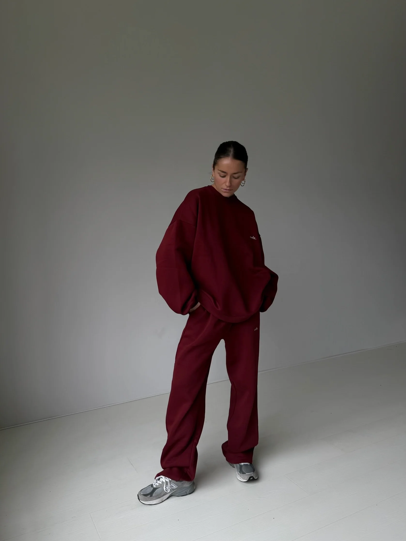 cmfe. straight leg joggers - burgundy - Image 3