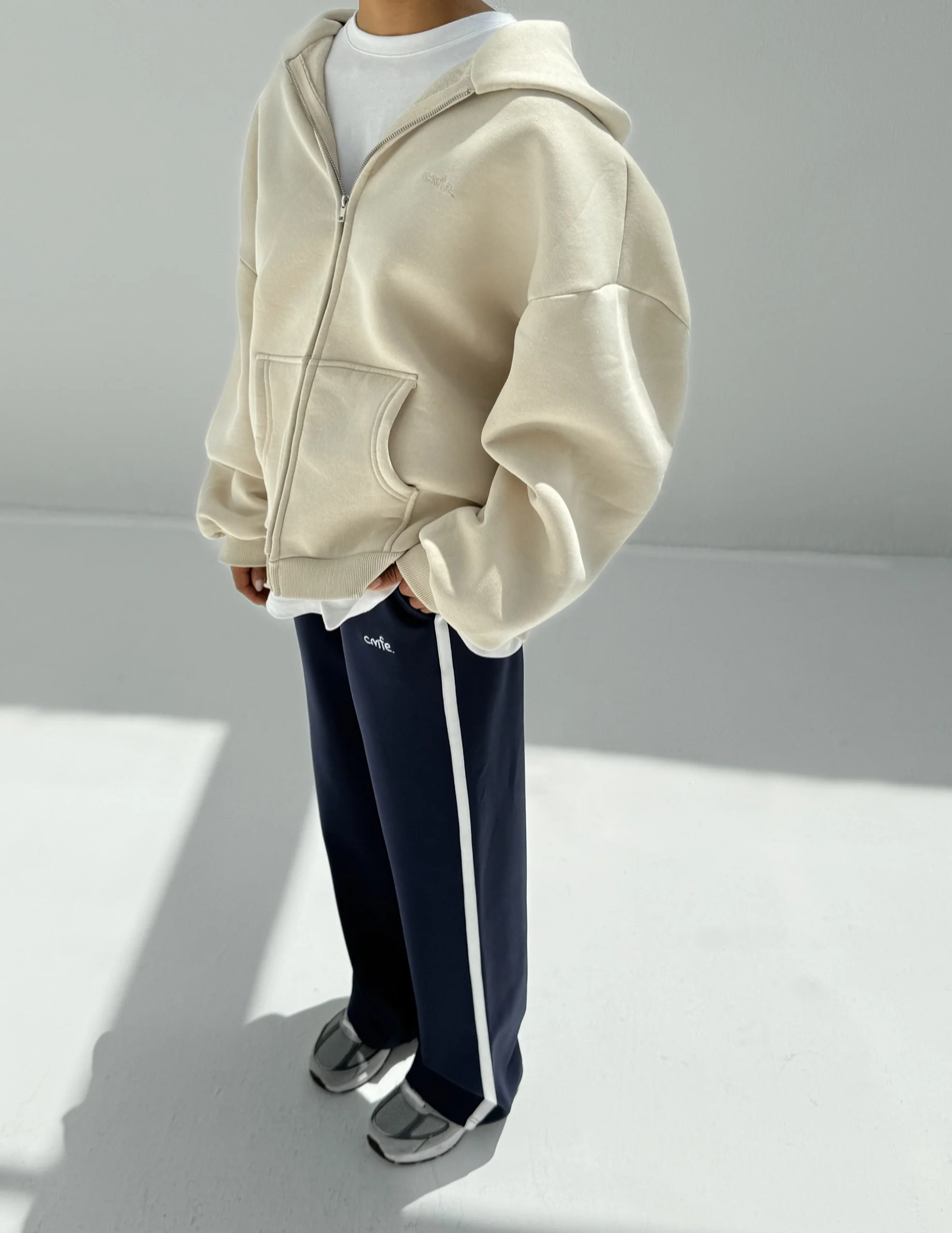cmfe. tracksuit pants - blue - Image 4